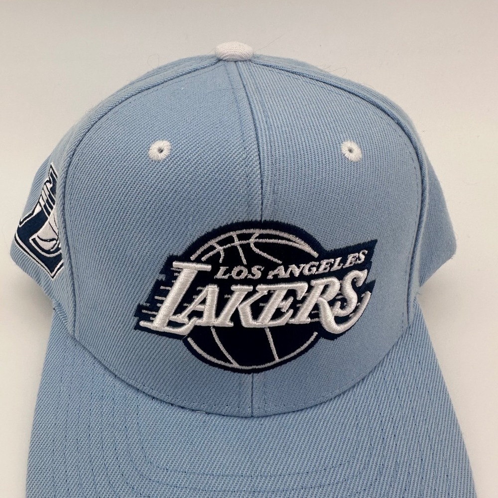 Mitchell & Ness Los Angeles Lakers Hat Mens OS Light Blue Snapback NBA Cap - Picture 2 of 8